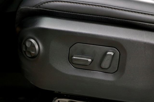 Used 2026 Jeep Wrangler Unlimited Rubicon AWD/4WD image 12