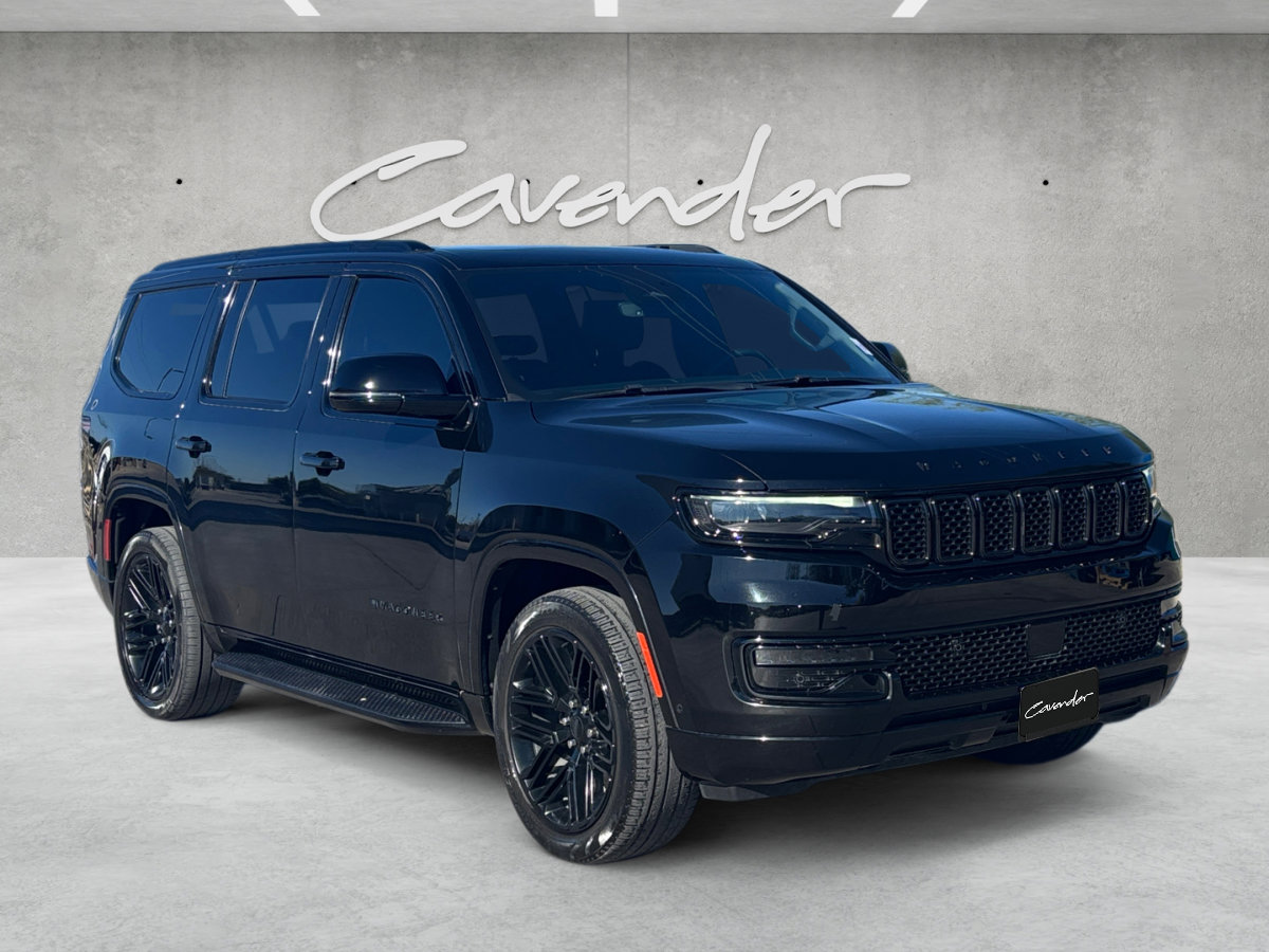 Used 2023 Jeep Wagoneer Series II image 2