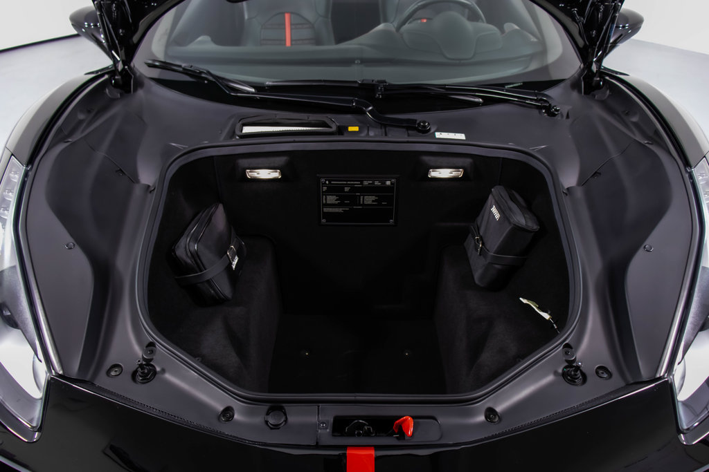 Certified 2017 Ferrari 488 Spider RWD image 13