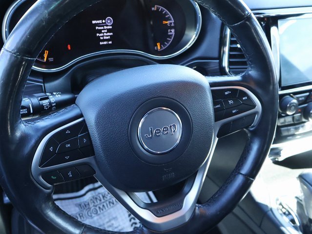 Used 2020 Jeep Grand Cherokee Altitude image 18