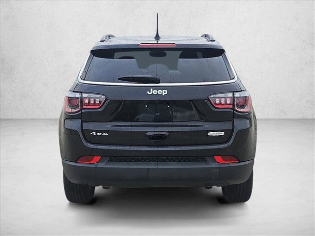 Used 2025 Jeep Compass Latitude image 7