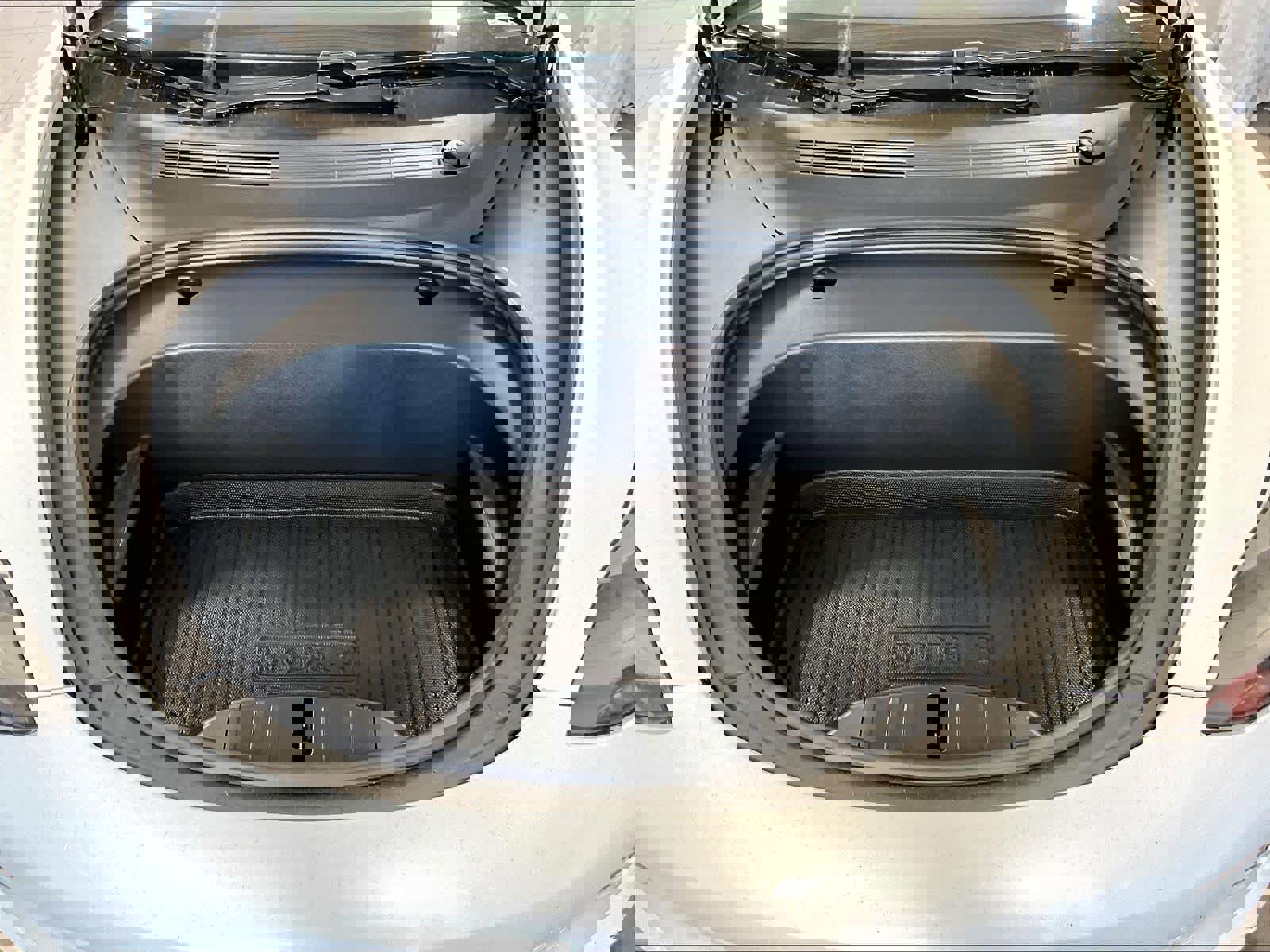 Used 2021 Tesla Model 3 Long Range AWD/4WD image 30