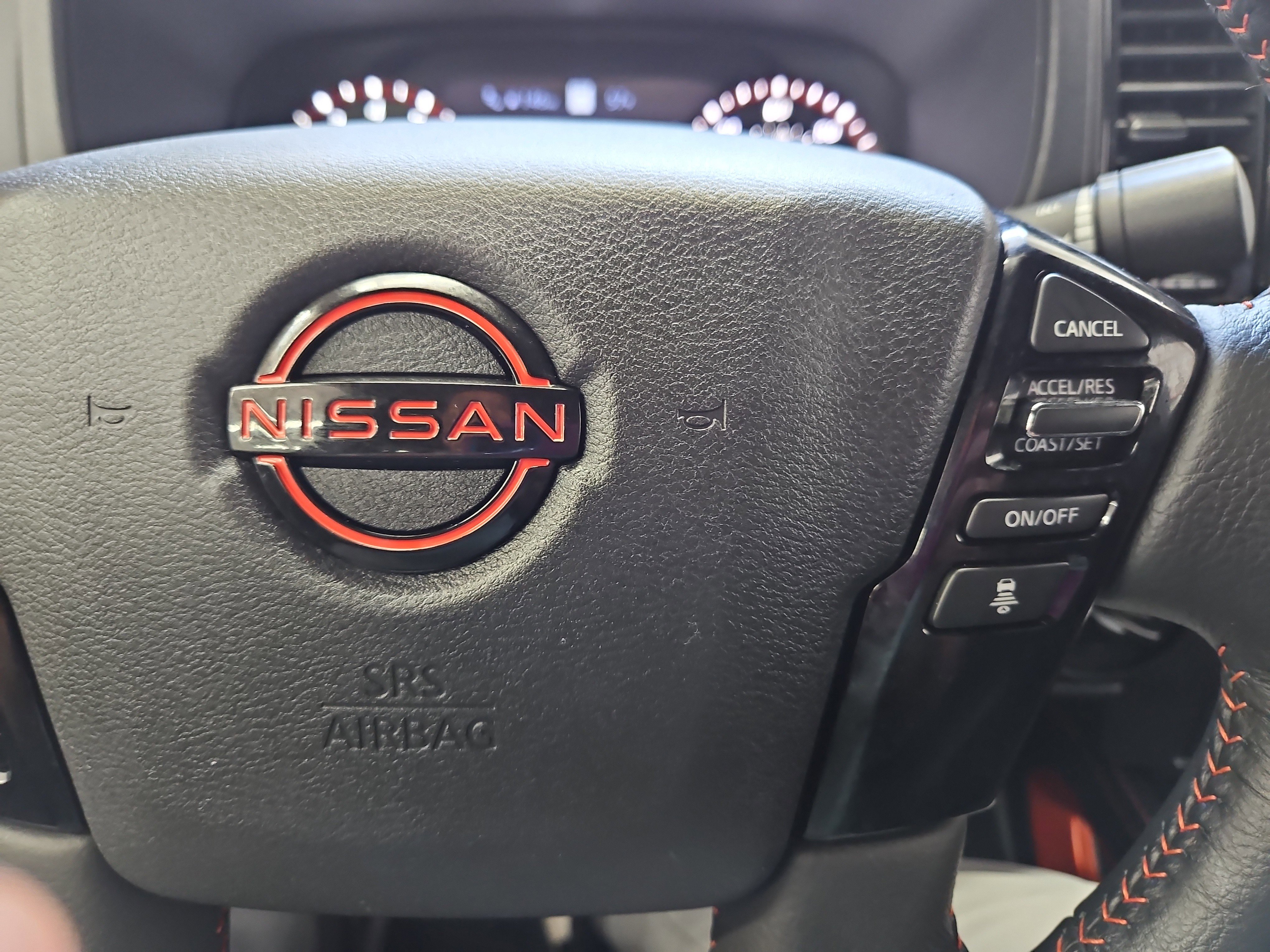 Used 2023 Nissan Frontier PRO-4X w/ Pro Convenience Package AWD/4WD image 14