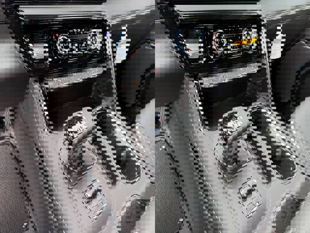 New 2026 GMC Sierra 1500 AT4X w/ LPO, Black Badging Package image 28