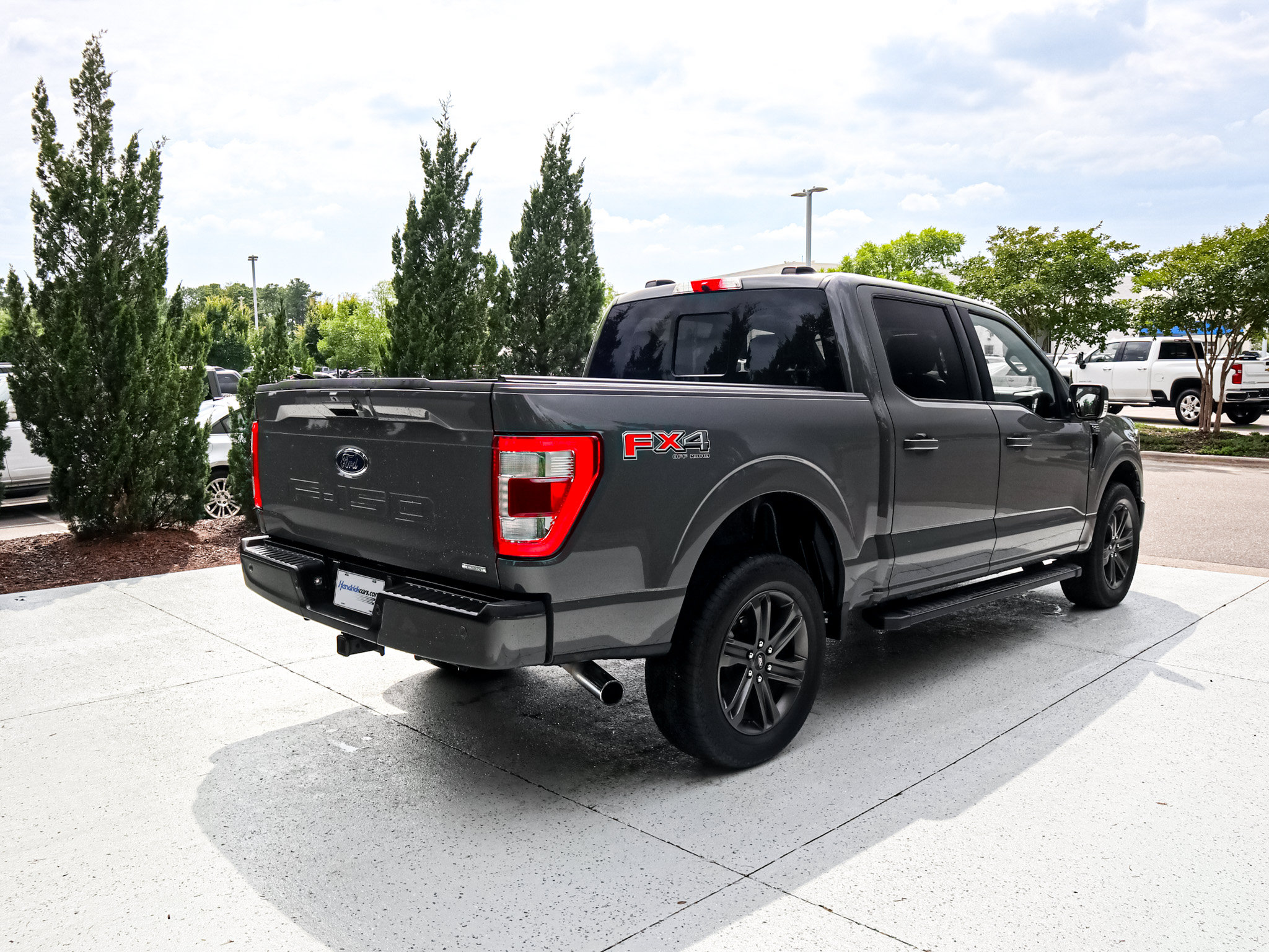 Used 2021 Ford F150 Lariat w/ Equipment Group 502A High AWD/4WD image 11