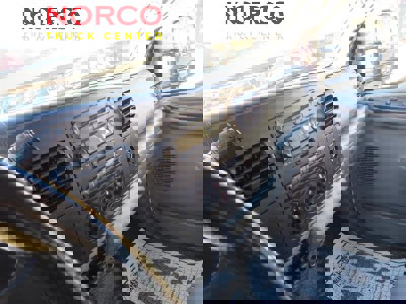 Used 2006 Ford F550 2WD Crew Cab Super Duty image 19