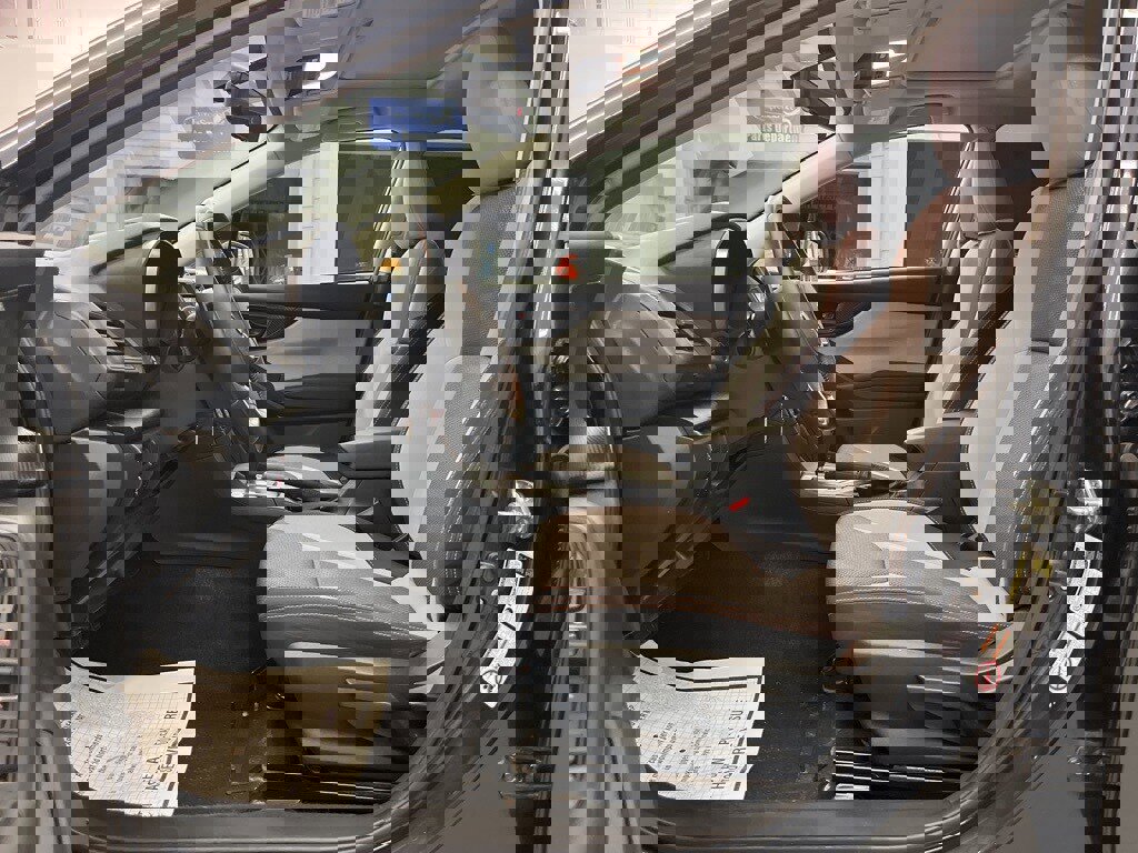 Used 2019 Subaru Crosstrek 2.0i Premium w/ Moonroof Package image 11