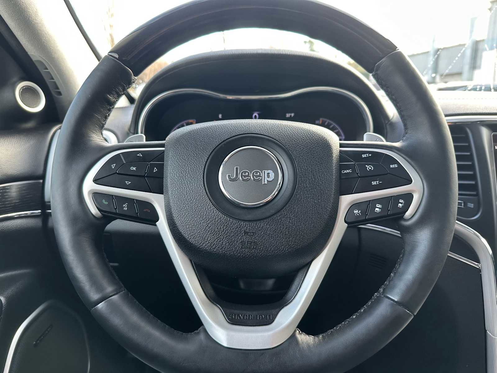 Used 2018 Jeep Grand Cherokee Summit w/ Platinum Series Group image 24