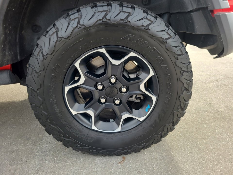 Used 2023 Jeep Wrangler Unlimited Rubicon 4xe image 24