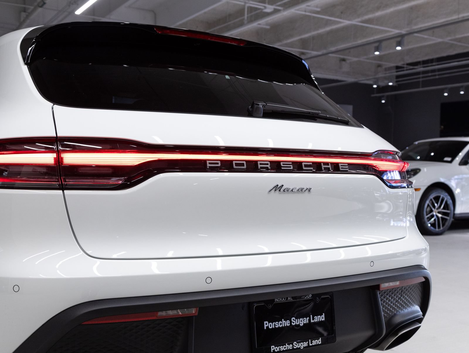 New 2026 Porsche Macan AWD/4WD image 32