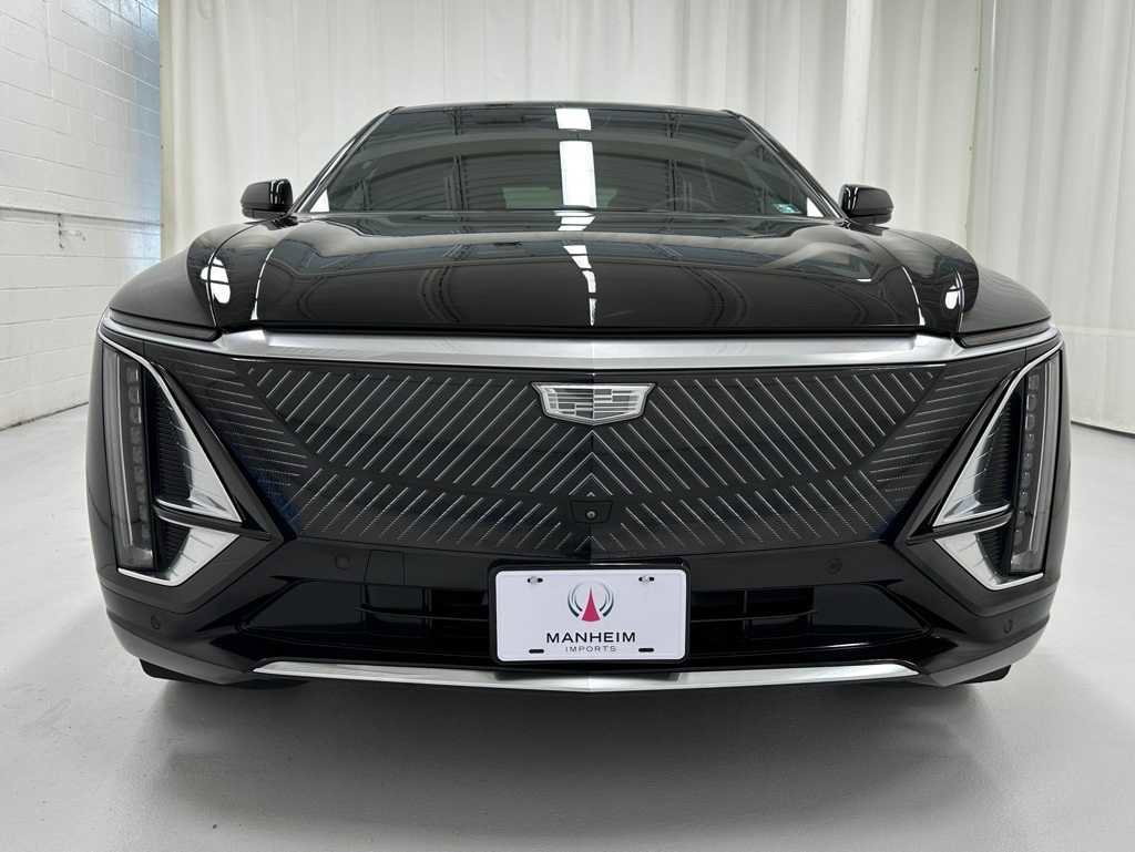 Used 2024 Cadillac Lyriq Luxury image 5