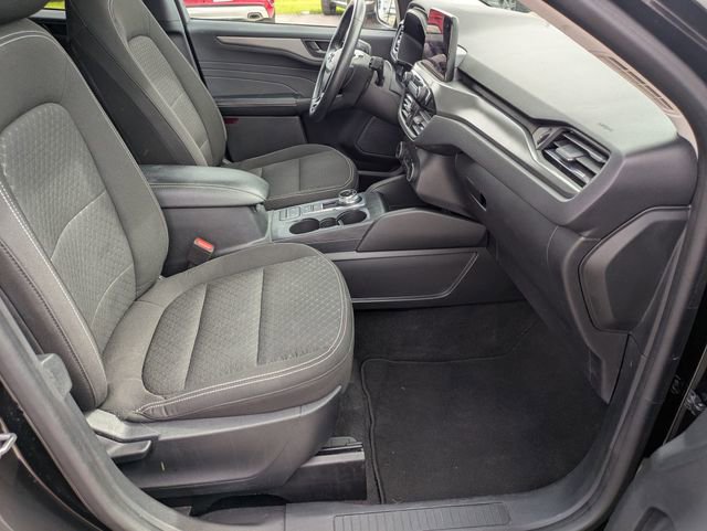 Used 2024 Ford Escape Active w/ Cold Weather Package image 31