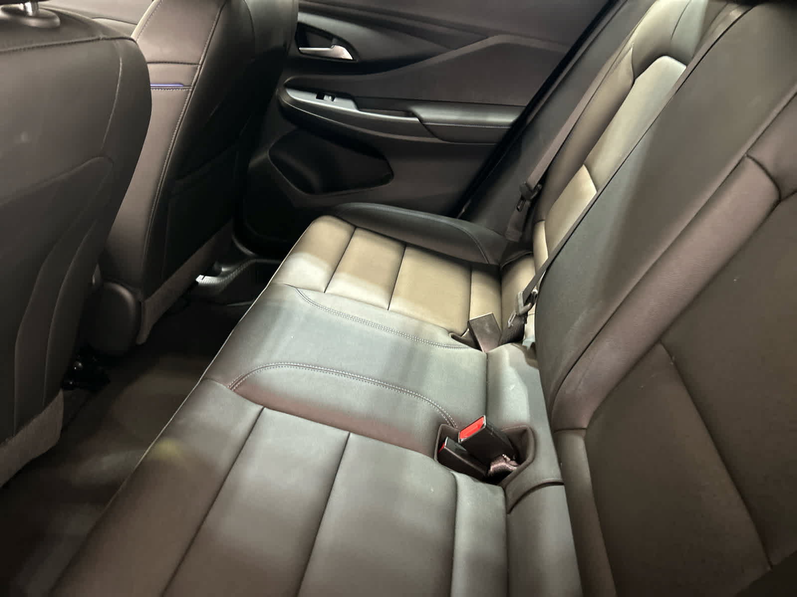 Used 2025 Buick Envista Sport Touring FWD image 5