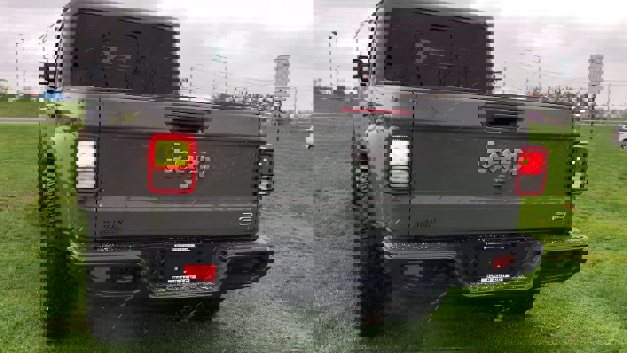 Used 2021 Jeep Gladiator Overland w/ Popular Equipment Package image 6