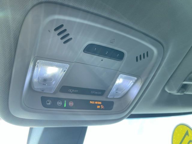 Used 2021 Chevrolet Traverse RS w/ LPO, Floor Liner Package image 36