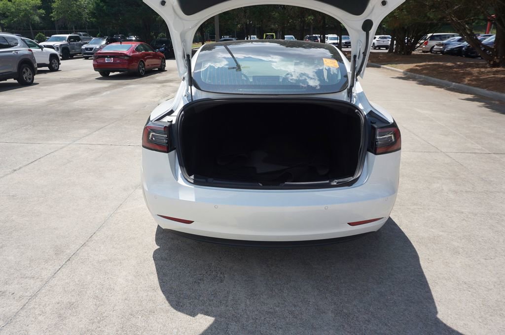Used 2020 Tesla Model 3 Standard Range Plus RWD image 18