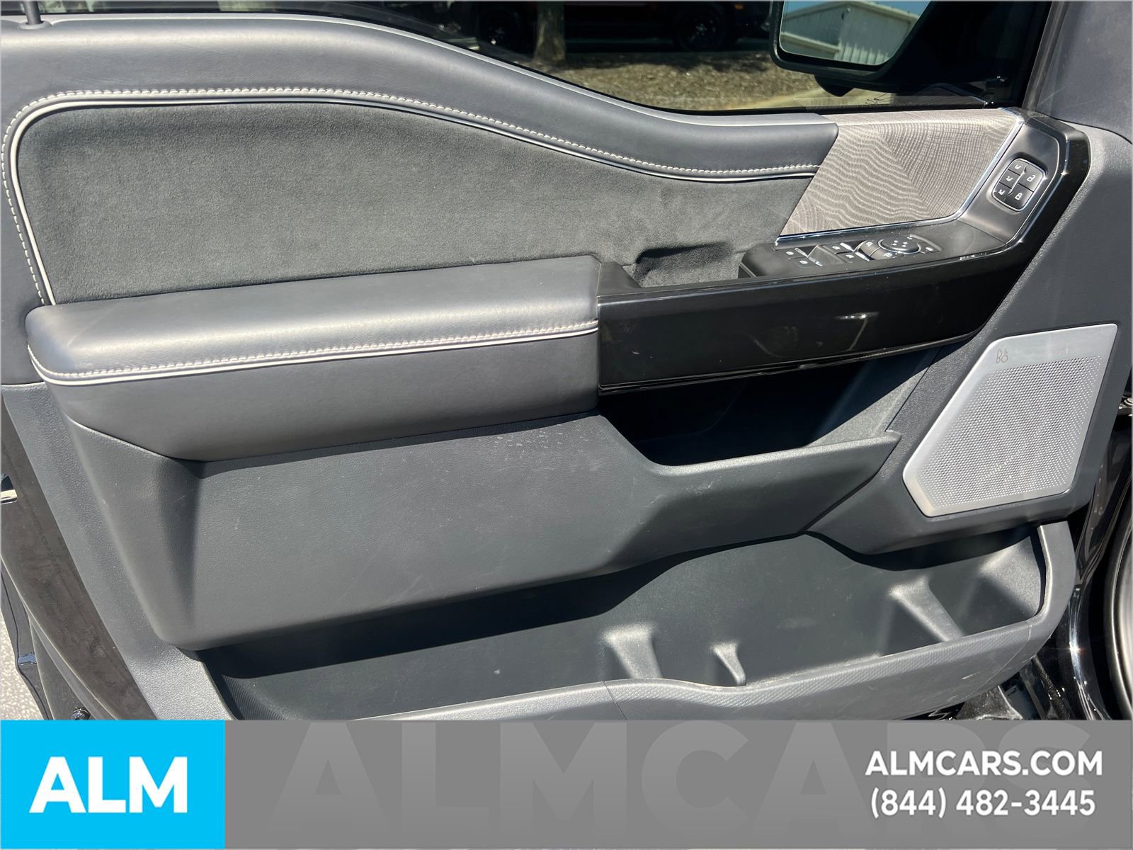 Used 2024 Ford F150 Lightning Platinum AWD/4WD image 11