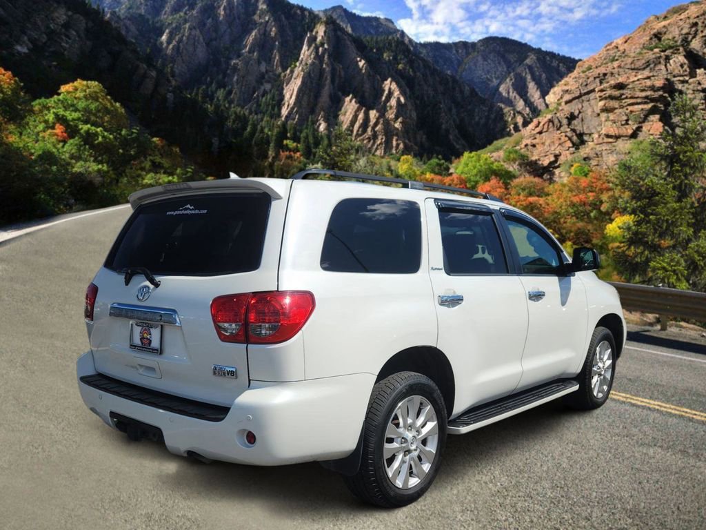 Used 2013 Toyota Sequoia Platinum AWD/4WD image 3