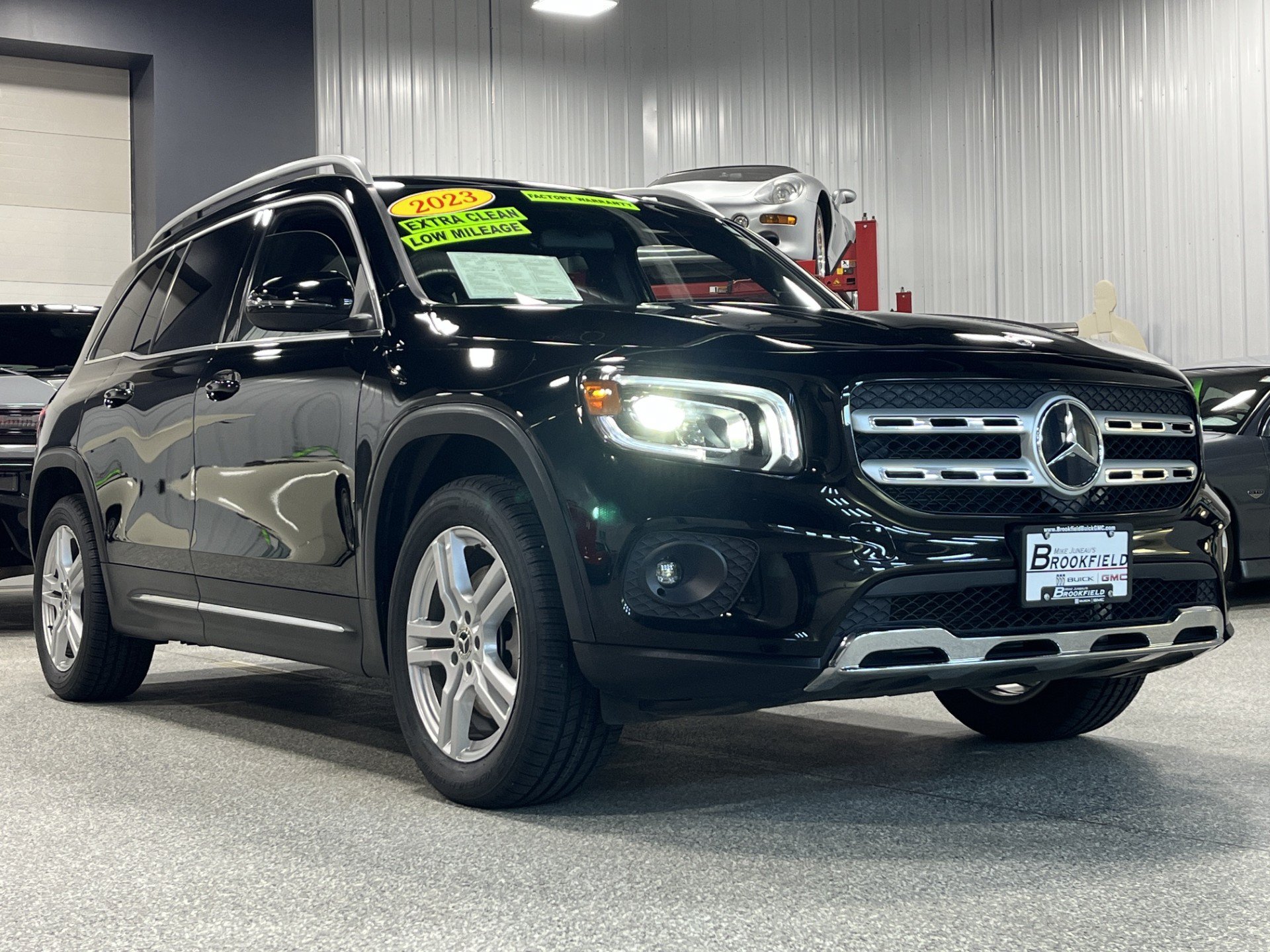 Used 2023 Mercedes-Benz GLB 250 image 7