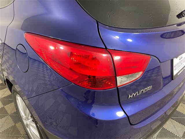 Used 2011 Hyundai Tucson Limited image 18