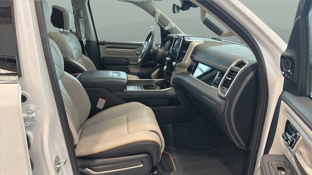 Used 2025 RAM 1500 Tungsten AWD/4WD image 21