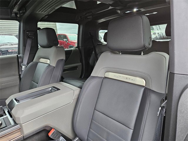 Used 2025 GMC Hummer EV 2X image 14