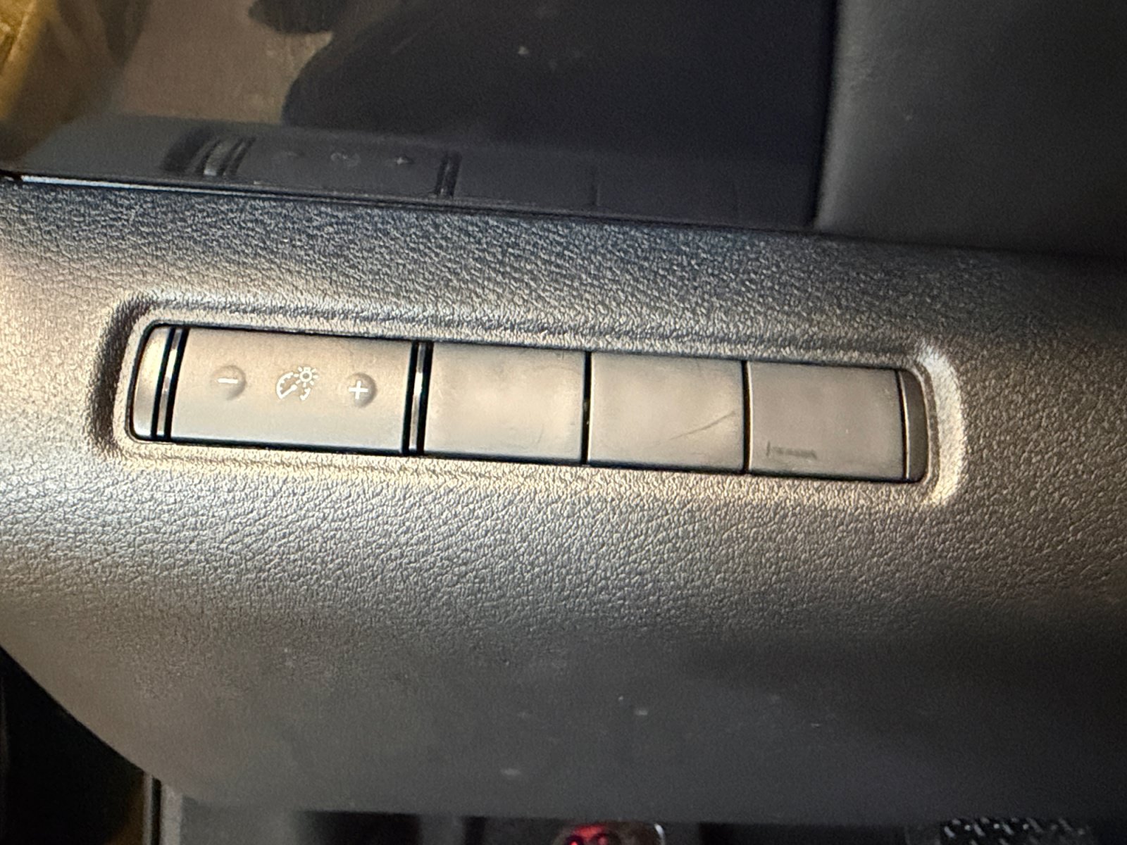 Used 2024 Nissan Pathfinder S FWD image 25