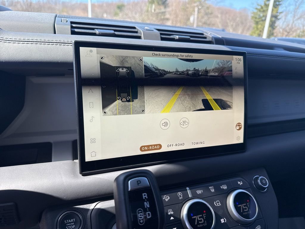 Used 2024 Land Rover Defender 110 SE image 17