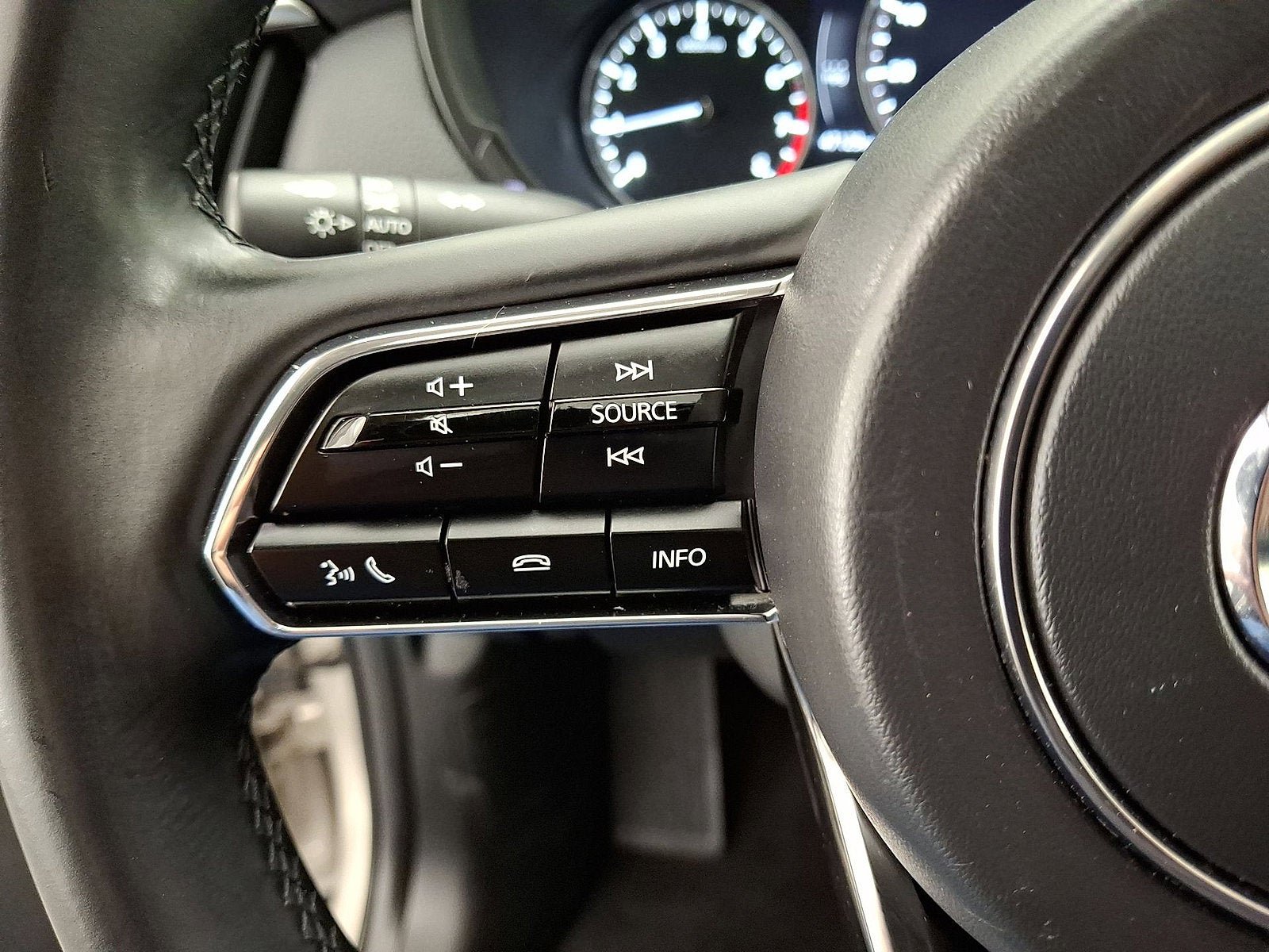 Used 2024 MAZDA CX-90 3.3 Turbo w/ Preferred Plus AWD/4WD image 17