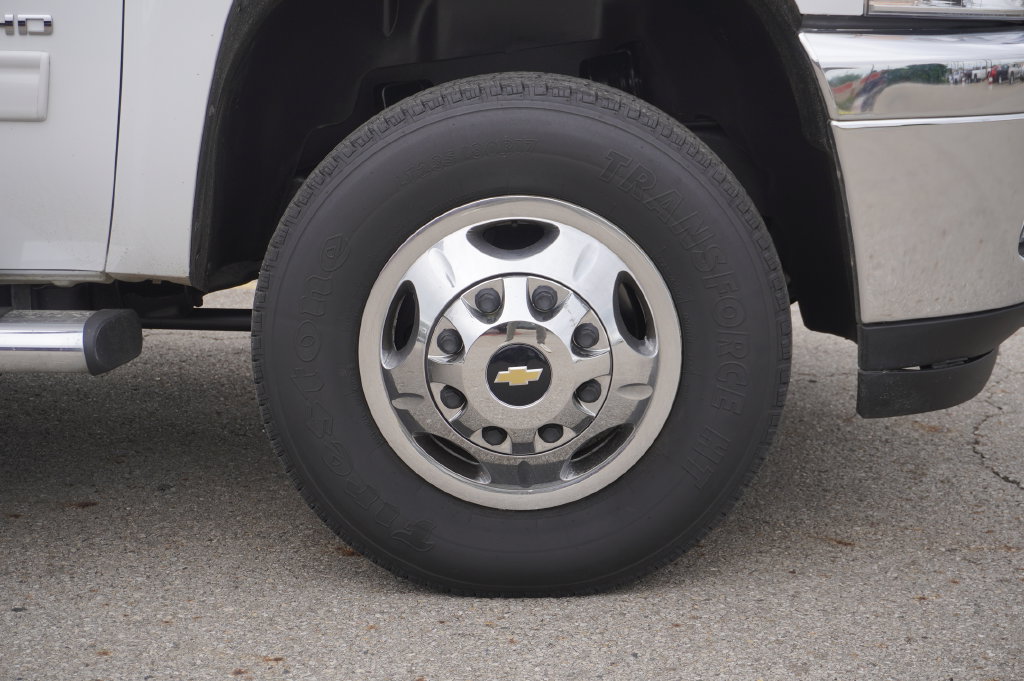 Used 2011 Chevrolet Silverado 3500 LTZ w/ LTZ Plus Package AWD/4WD image 13