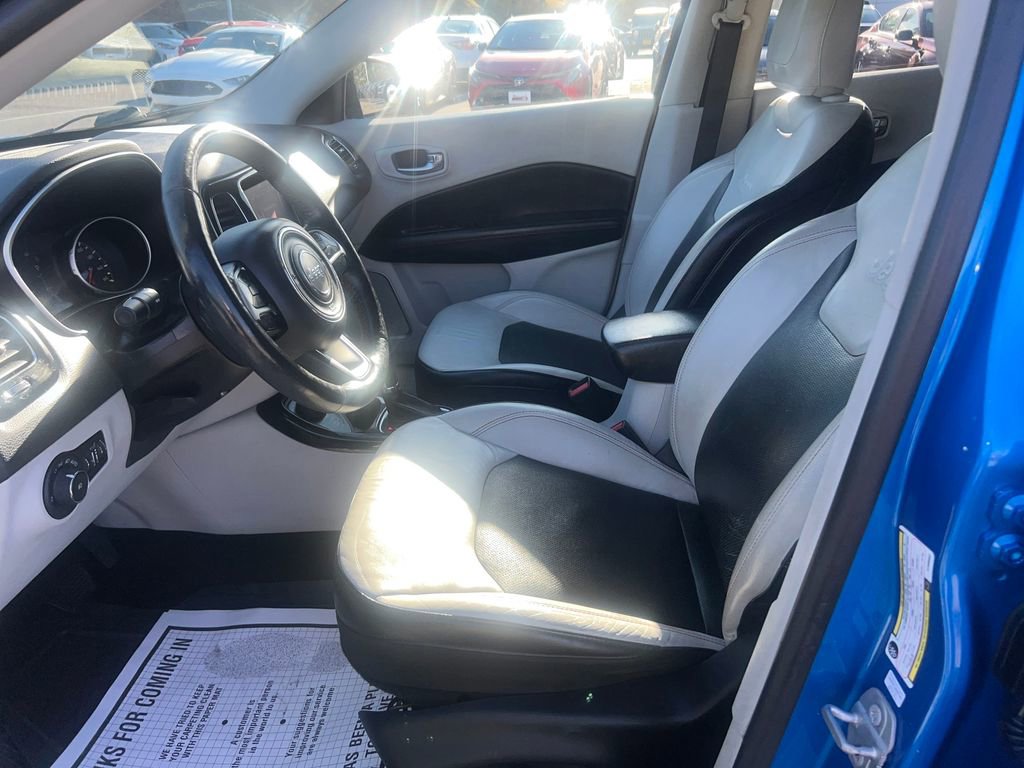 Used 2017 Jeep Compass Limited w/ Navigation Group image 10