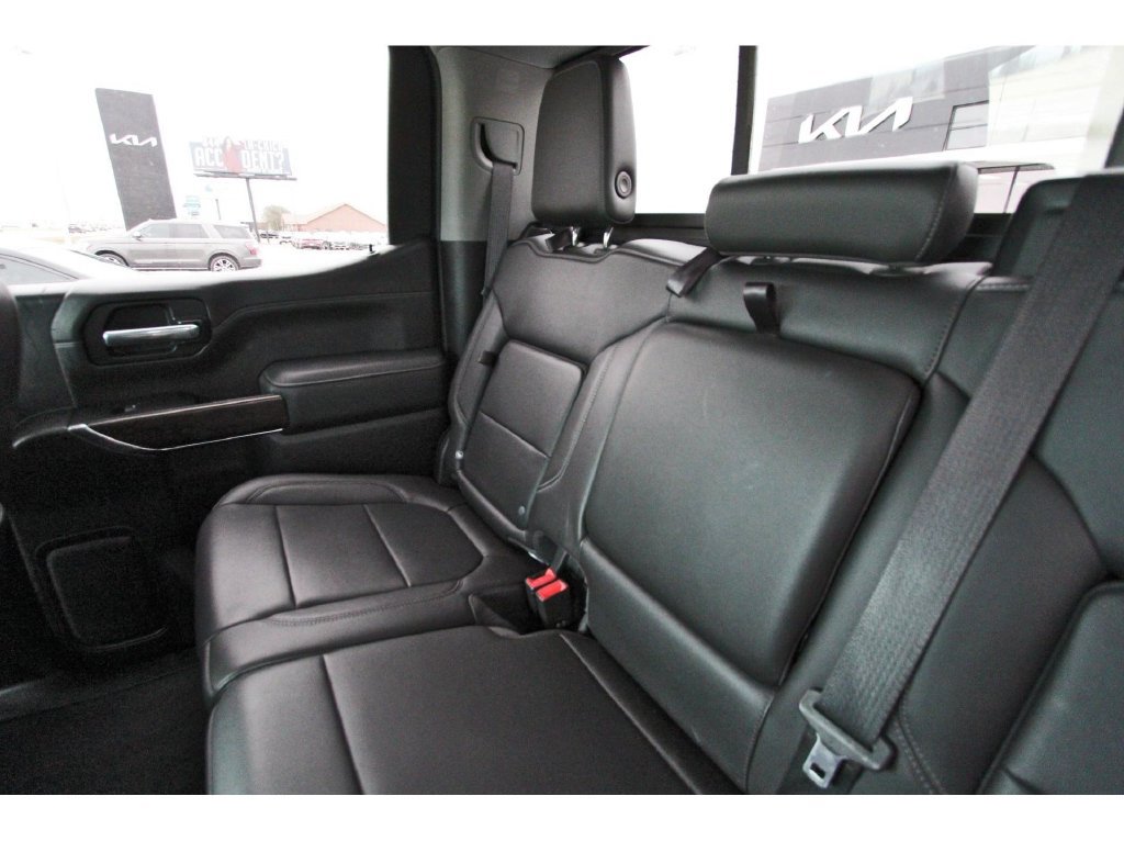 Used 2020 GMC Sierra 1500 SLT RWD image 12