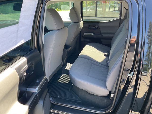 Used 2019 Toyota Tacoma SR5 AWD/4WD image 35