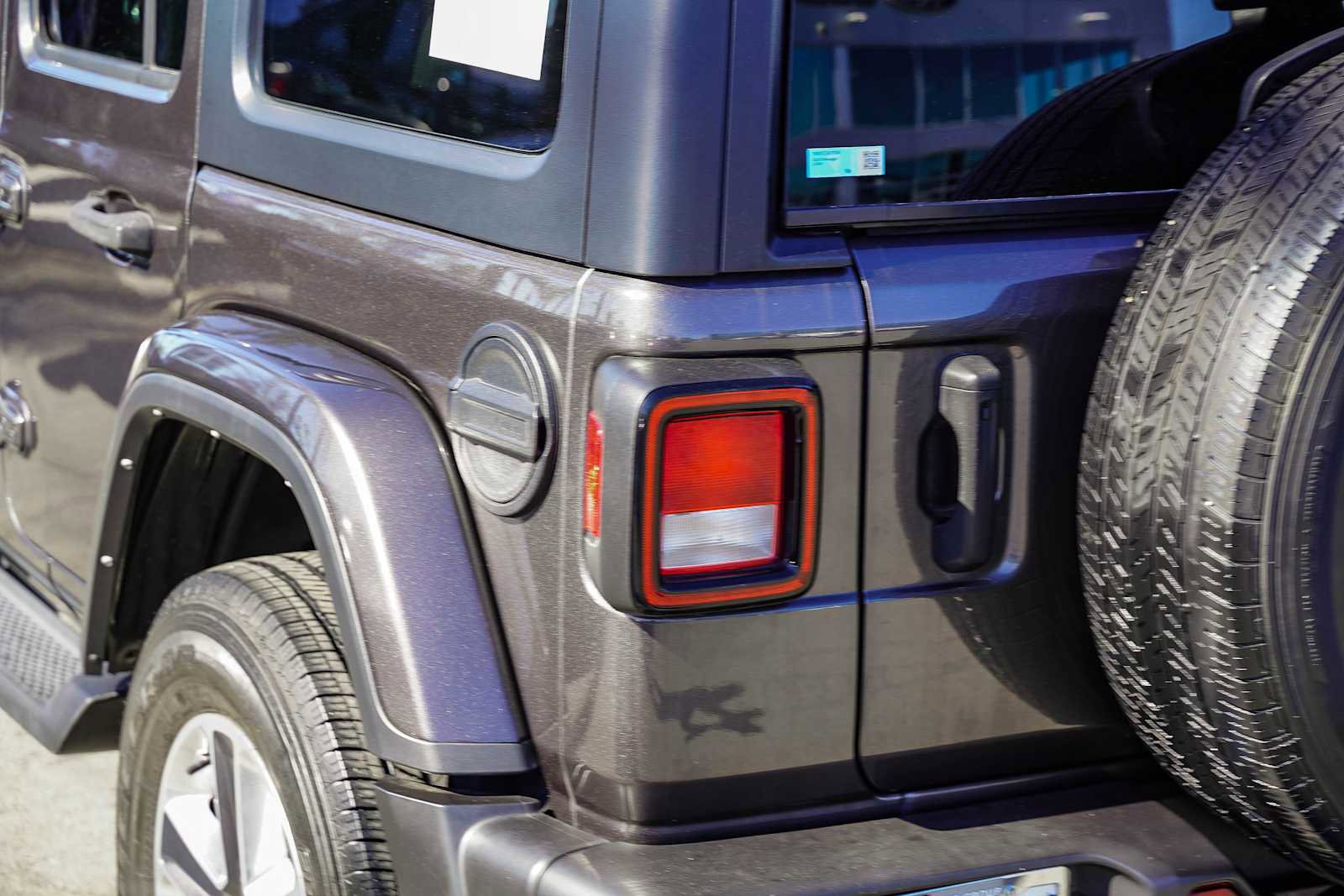 Used 2022 Jeep Wrangler Unlimited Sahara image 7