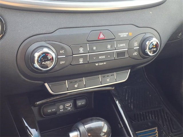 Used 2018 Kia Sorento EX image 11