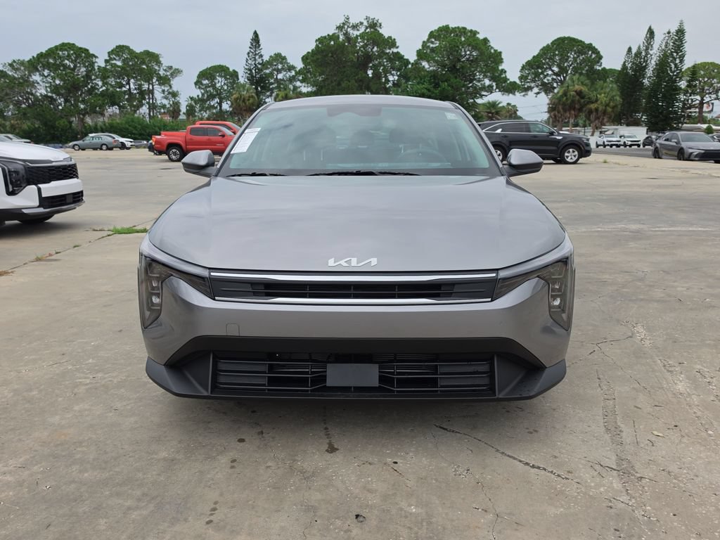 New 2026 Kia K4 FWD image 3
