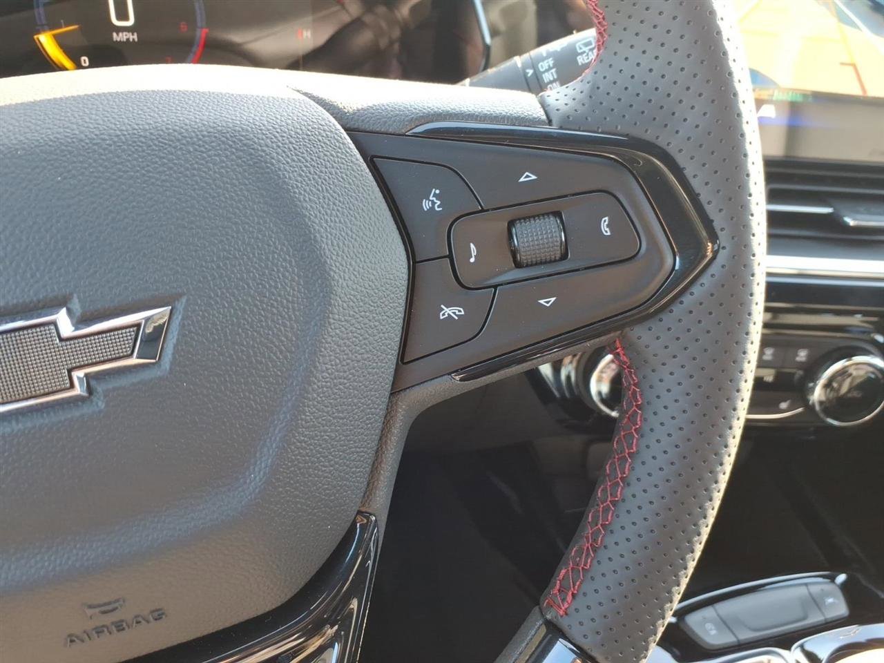 New 2026 Chevrolet Trax RS image 19