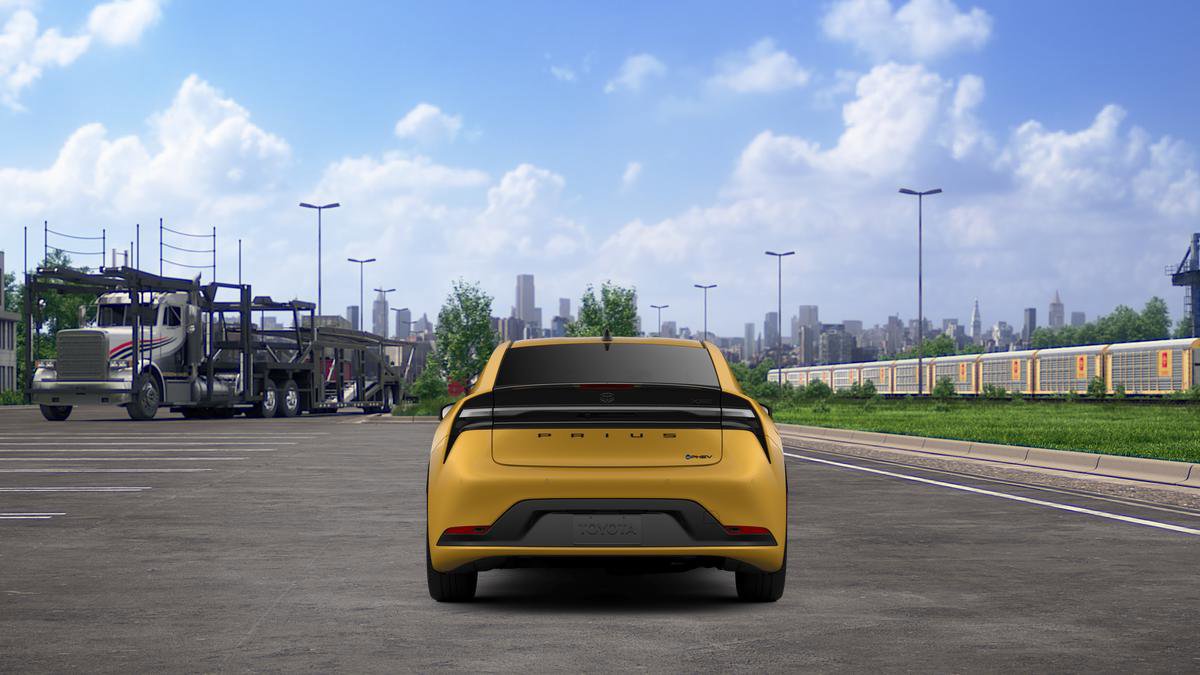 New 2026 Toyota Prius Plug-In Hybrid image 10