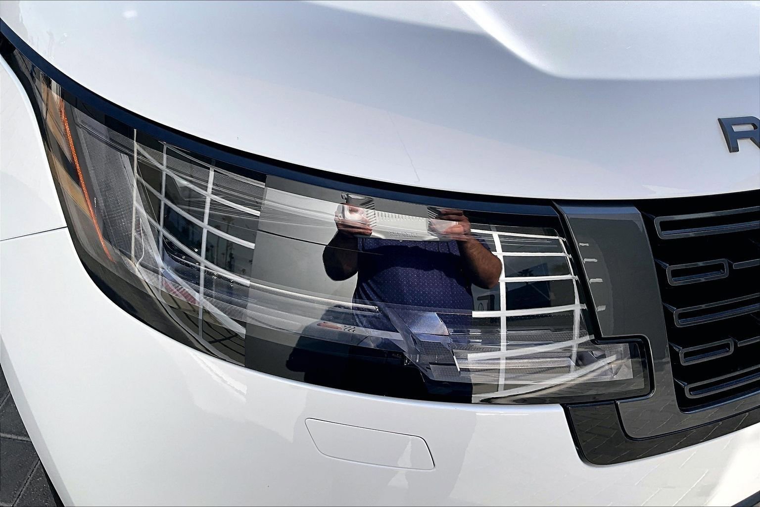 Used 2025 Land Rover Range Rover Long Wheelbase SE image 28