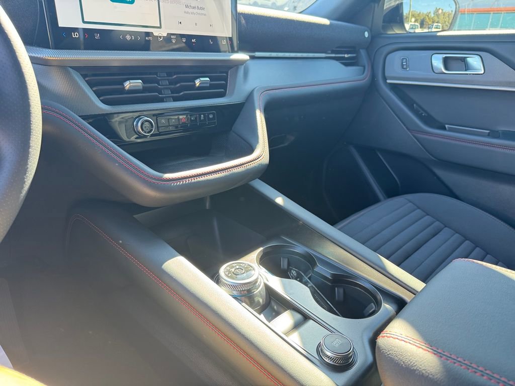 New 2026 Ford Explorer ST-Line w/ ST-Line Street Pack image 29