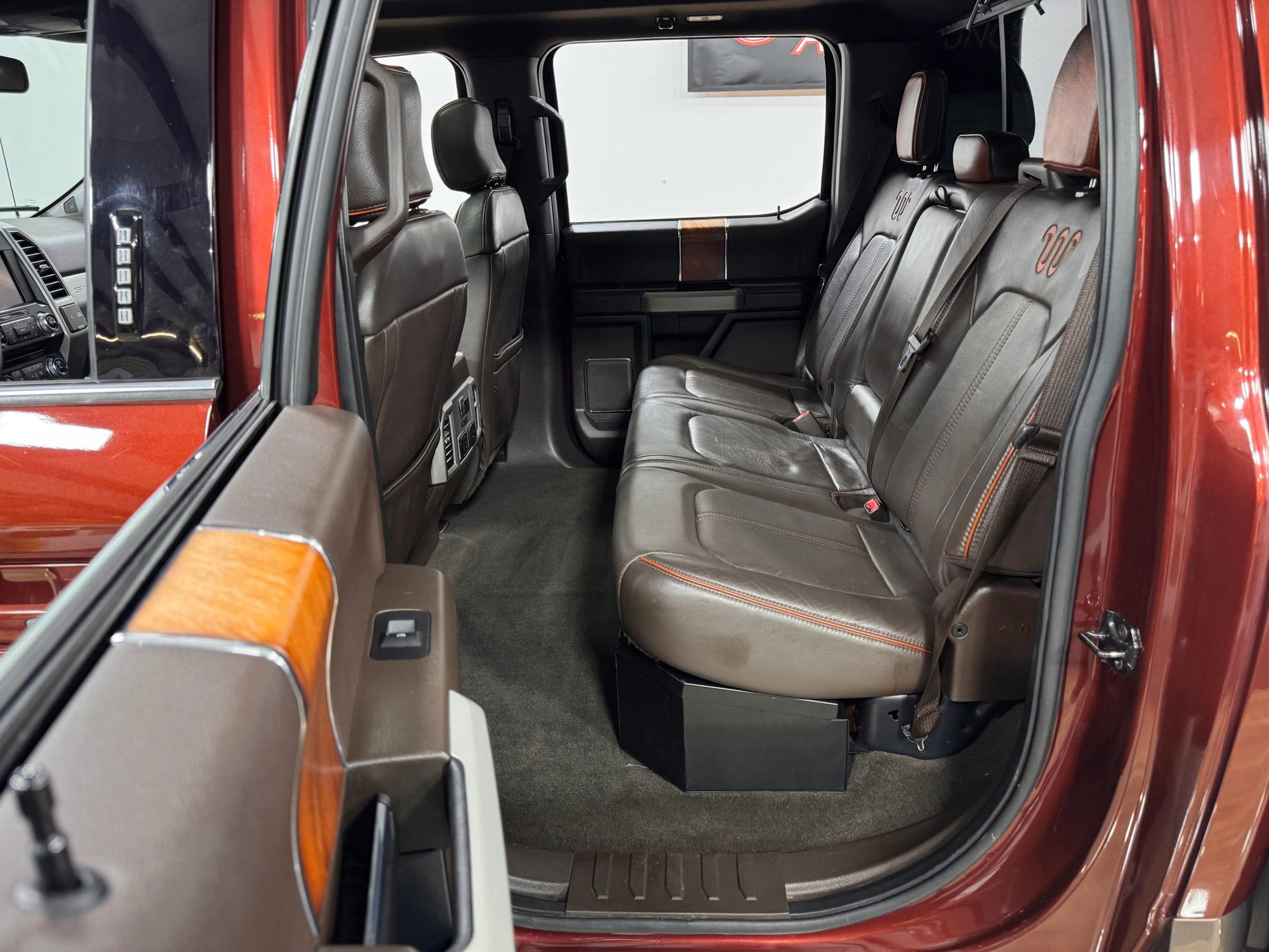 Used 2017 Ford F350 King Ranch w/ King Ranch Ultimate Package image 15