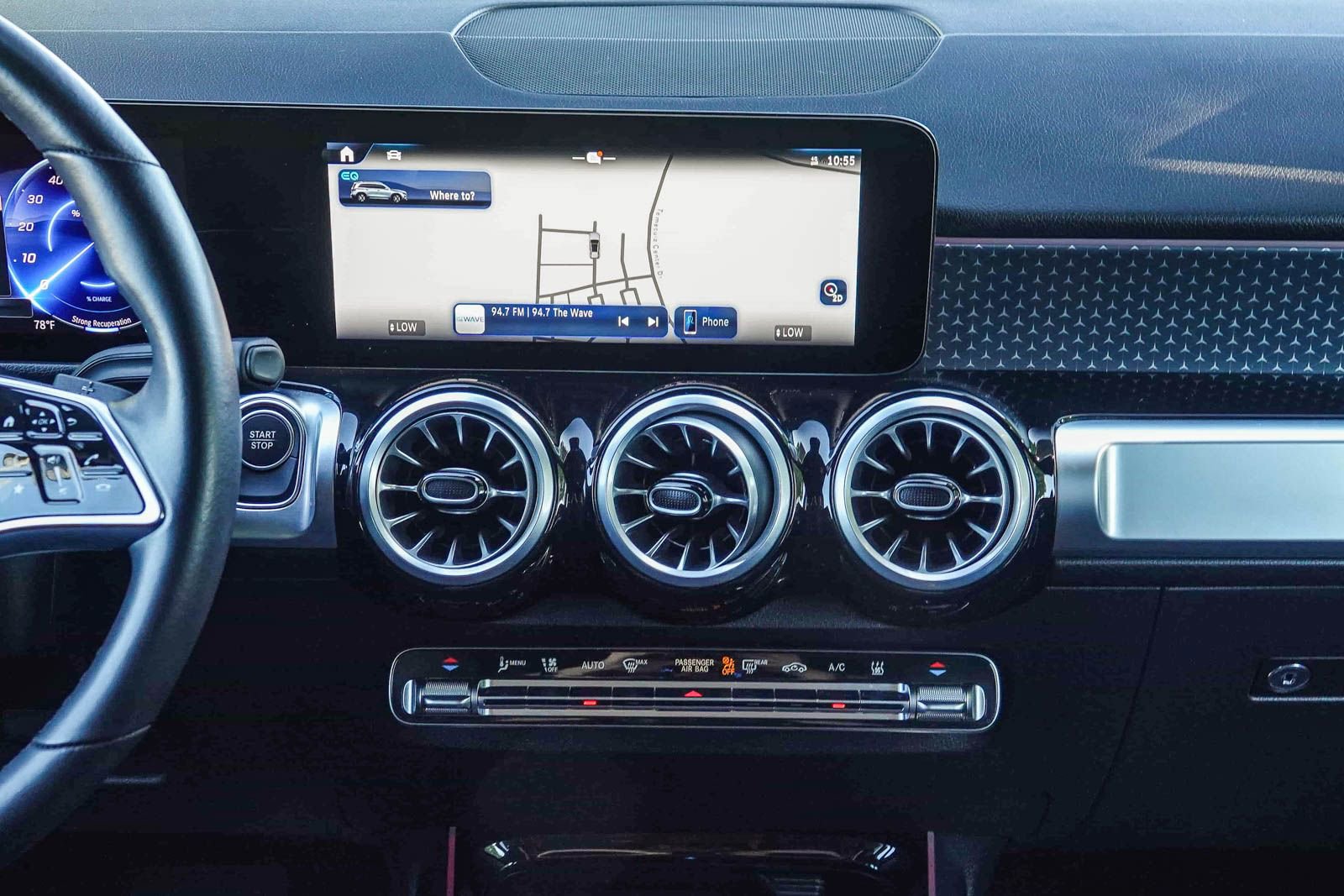 Used 2024 Mercedes-Benz EQB 350 4MATIC SUV image 13