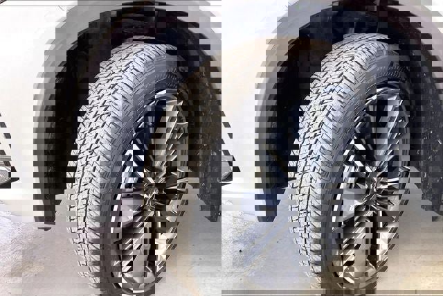 Certified 2025 INFINITI QX55 Luxe w/ Cargo Package AWD/4WD image 11