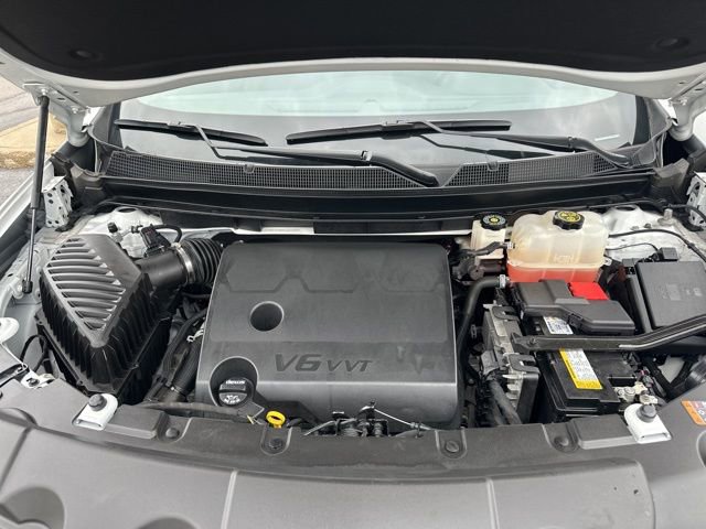 Used 2023 Chevrolet Traverse LT image 34