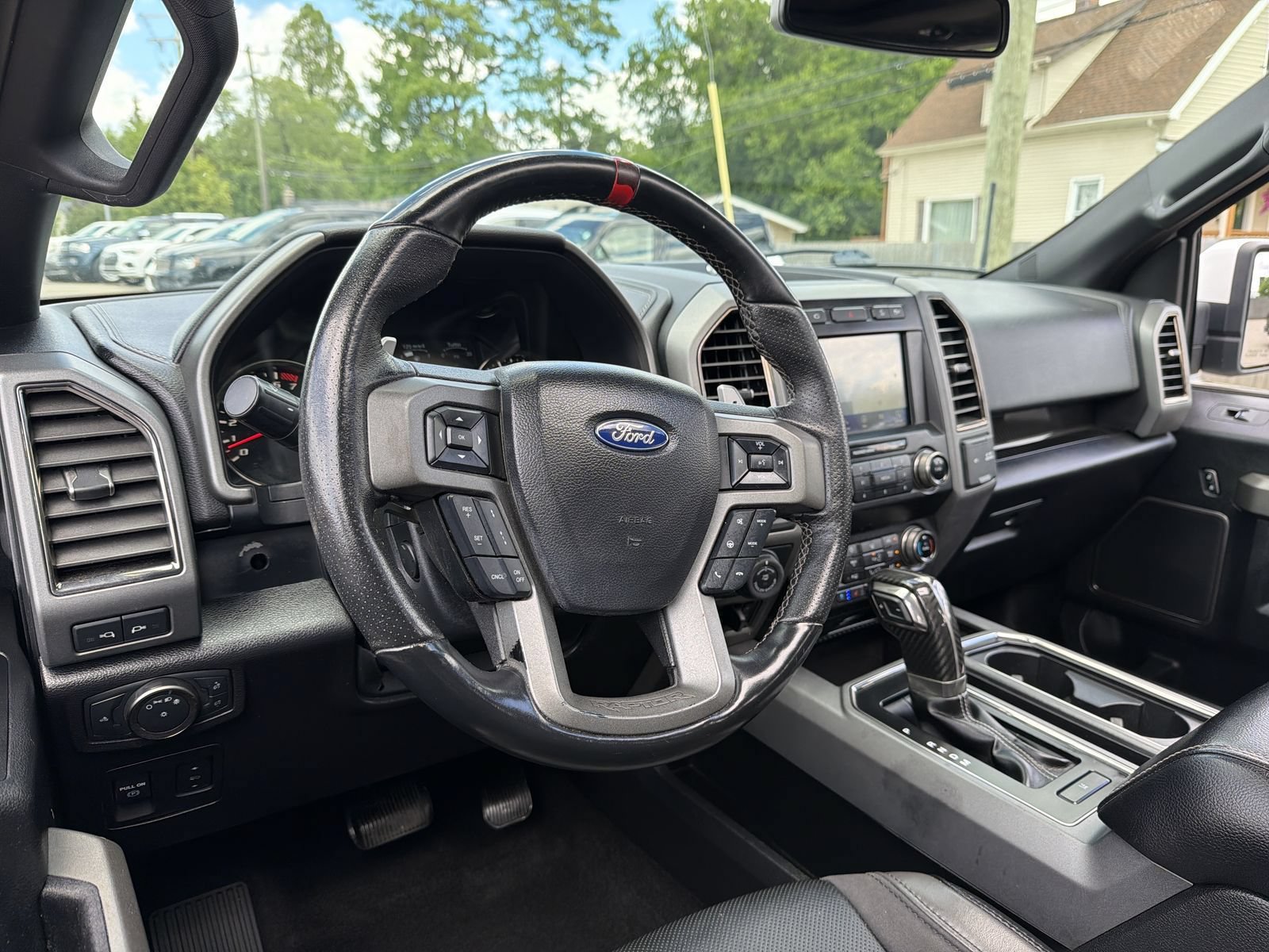 Used 2019 Ford F150 Raptor w/ Equipment Group 802A Luxury AWD/4WD image 22