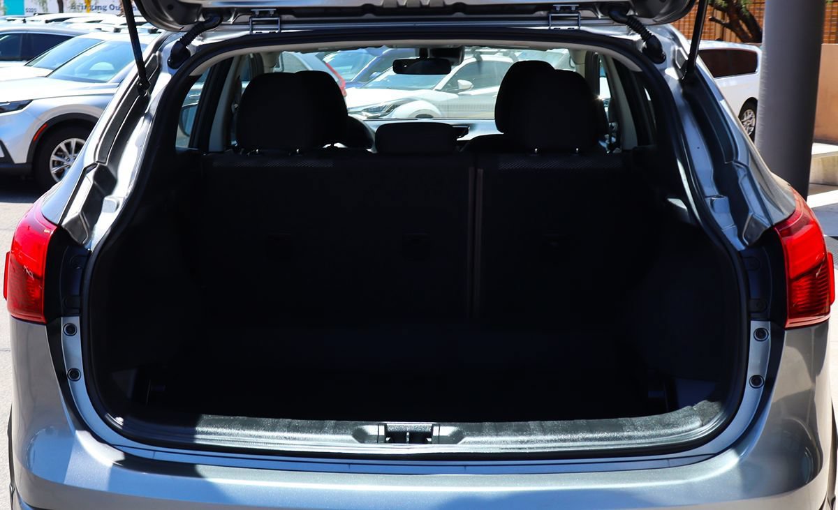 Used 2019 Nissan Rogue Sport SV FWD image 25