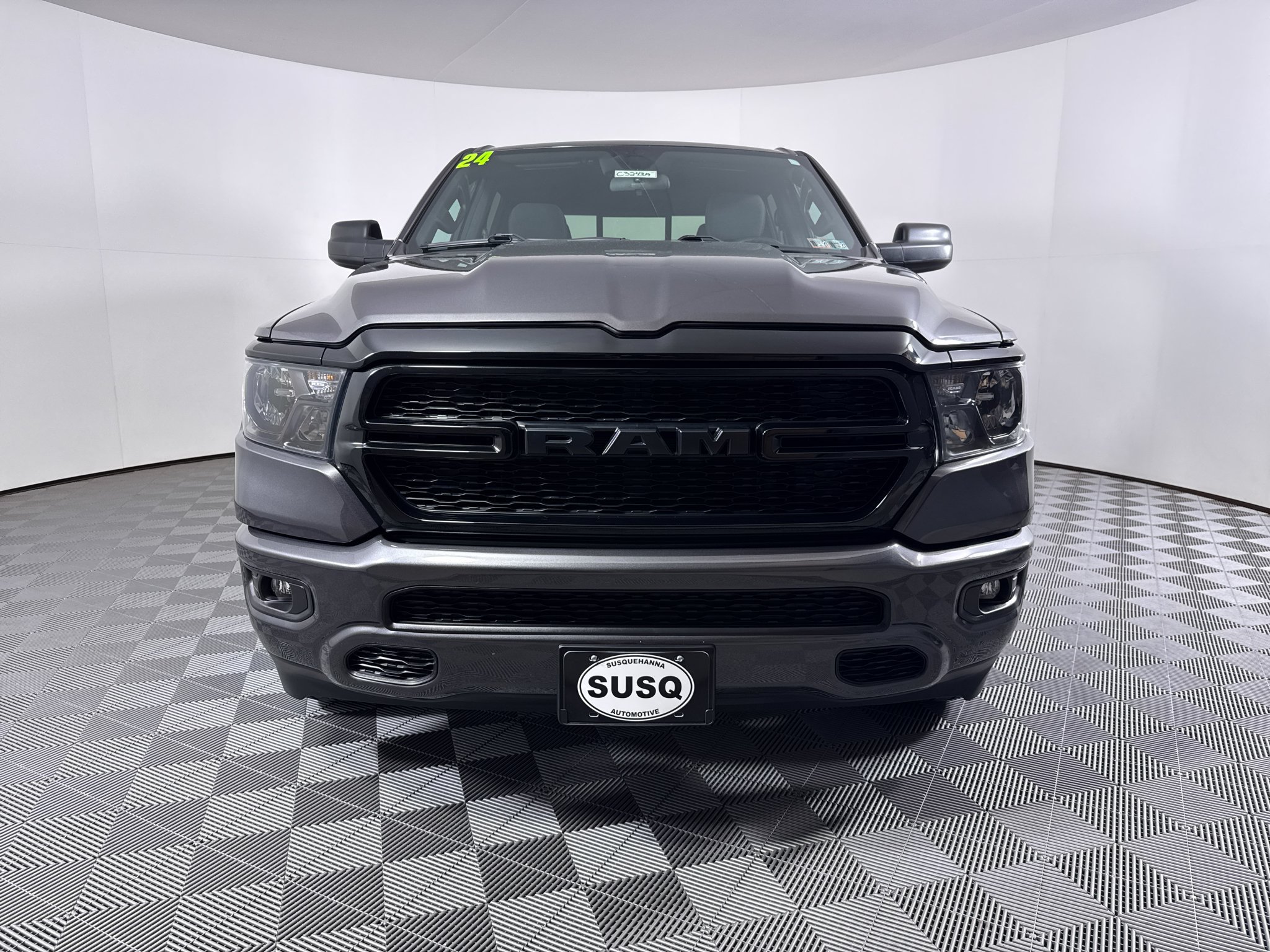 Used 2024 RAM 1500 Tradesman w/ Night Edition AWD/4WD image 3