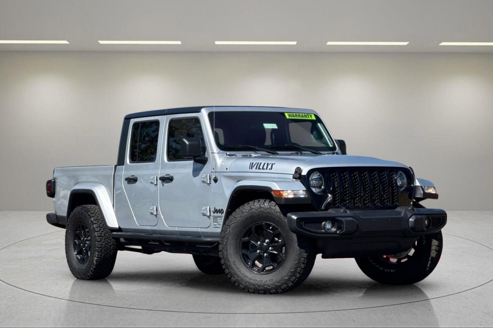 Used 2023 Jeep Gladiator Sport