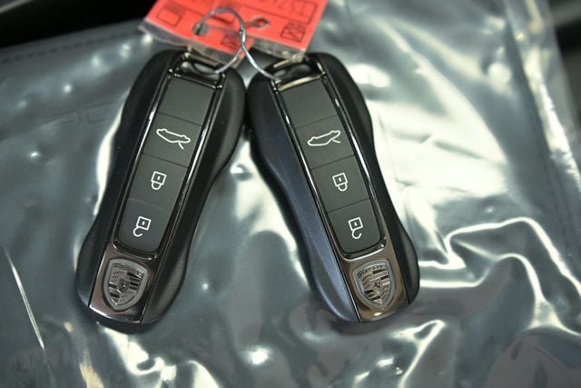 Used 2026 Porsche 911 Turbo S AWD/4WD image 50