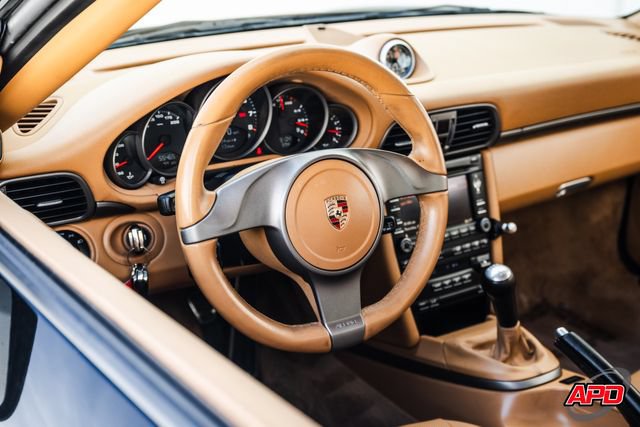 Used 2010 Porsche 911 Carrera RWD image 6
